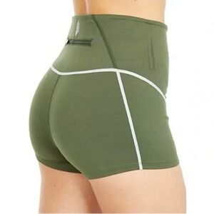 Free People Movement You're A Peach Shortie Bike Shorts 3" inseam Green Size S